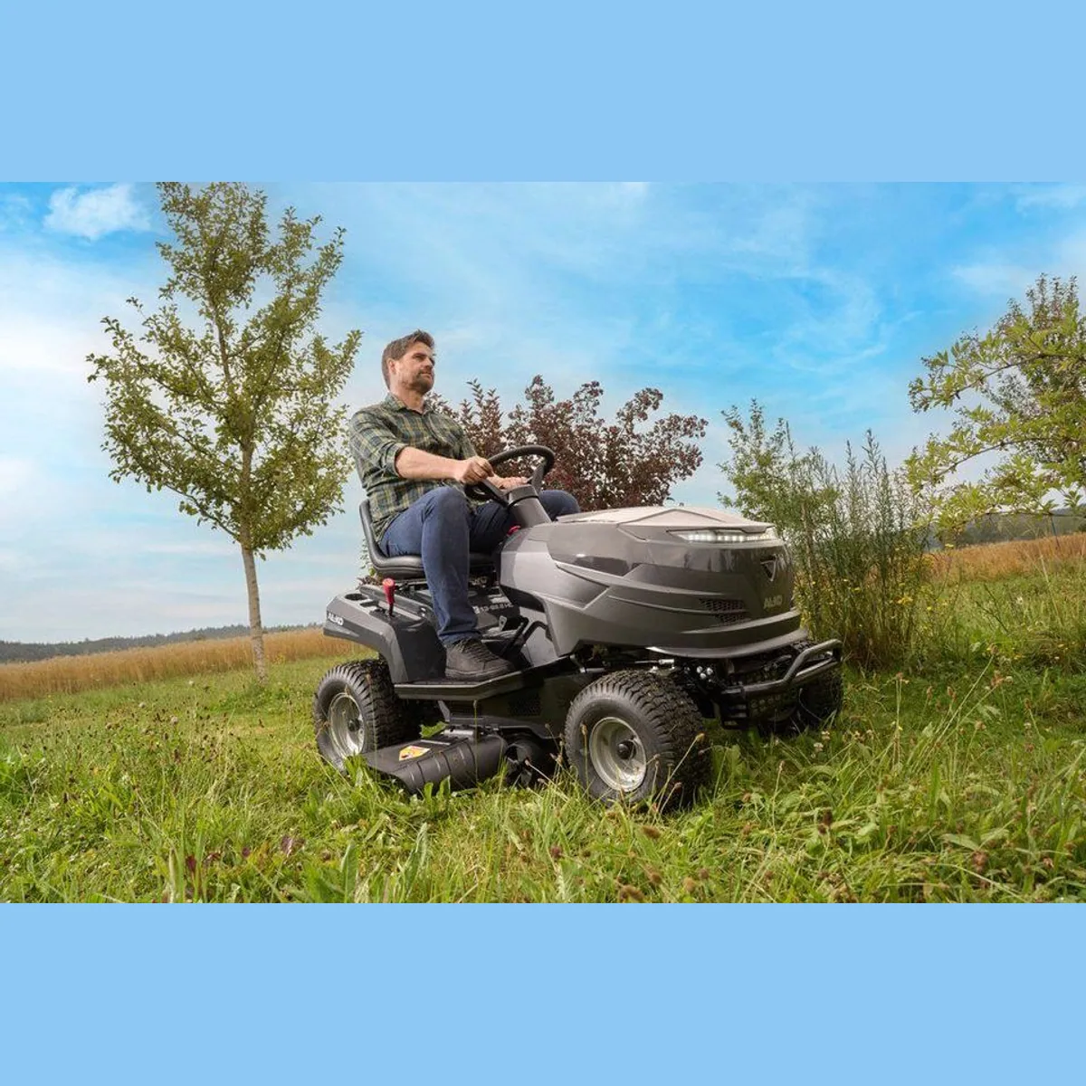 AL-KO EASY 13-92.6 CS-A Rasentraktor, stufenloses Getriebe, 92 cm Schnittbreite, Seitenauswurf 2