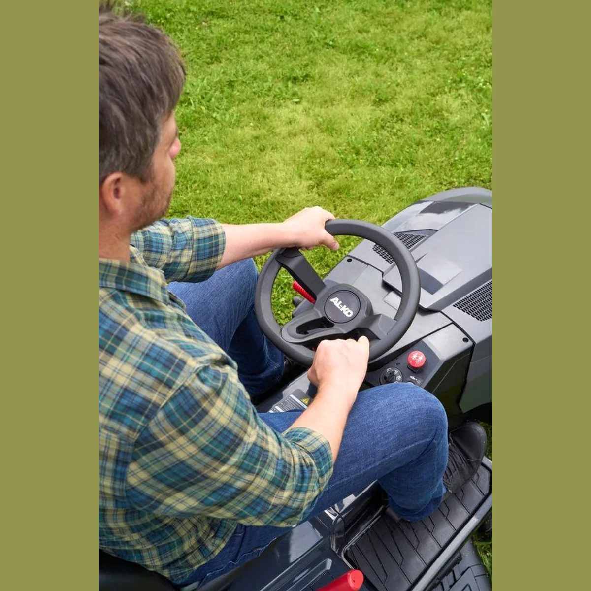 AL-KO EASY 13-92.6 CS-A Rasentraktor, stufenloses Getriebe, 92 cm Schnittbreite, Seitenauswurf 3