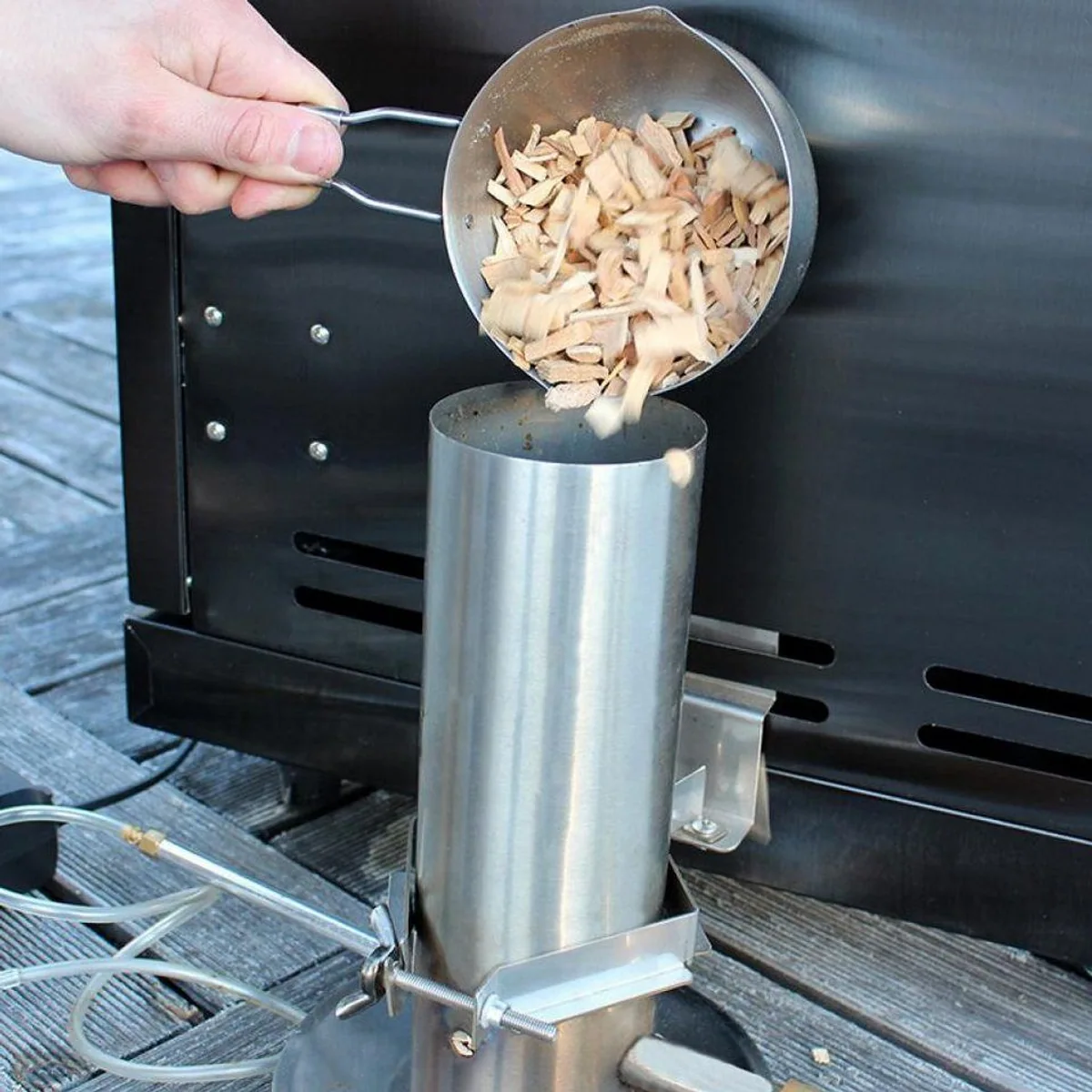 All Grill Smokesystem, universell einsetzbar, inklusive Halterung — perfektes Raucharoma für jeden Grill 2