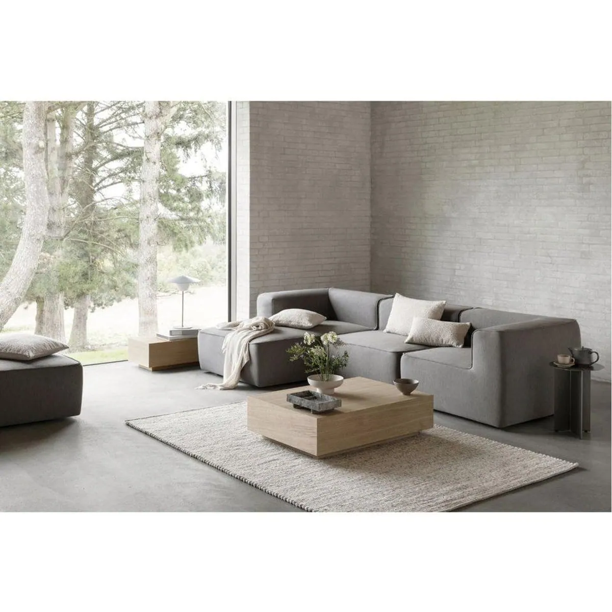 blomus Oru Beistelltisch, elegantes Design, vielseitig einsetzbar, wetterfest 2