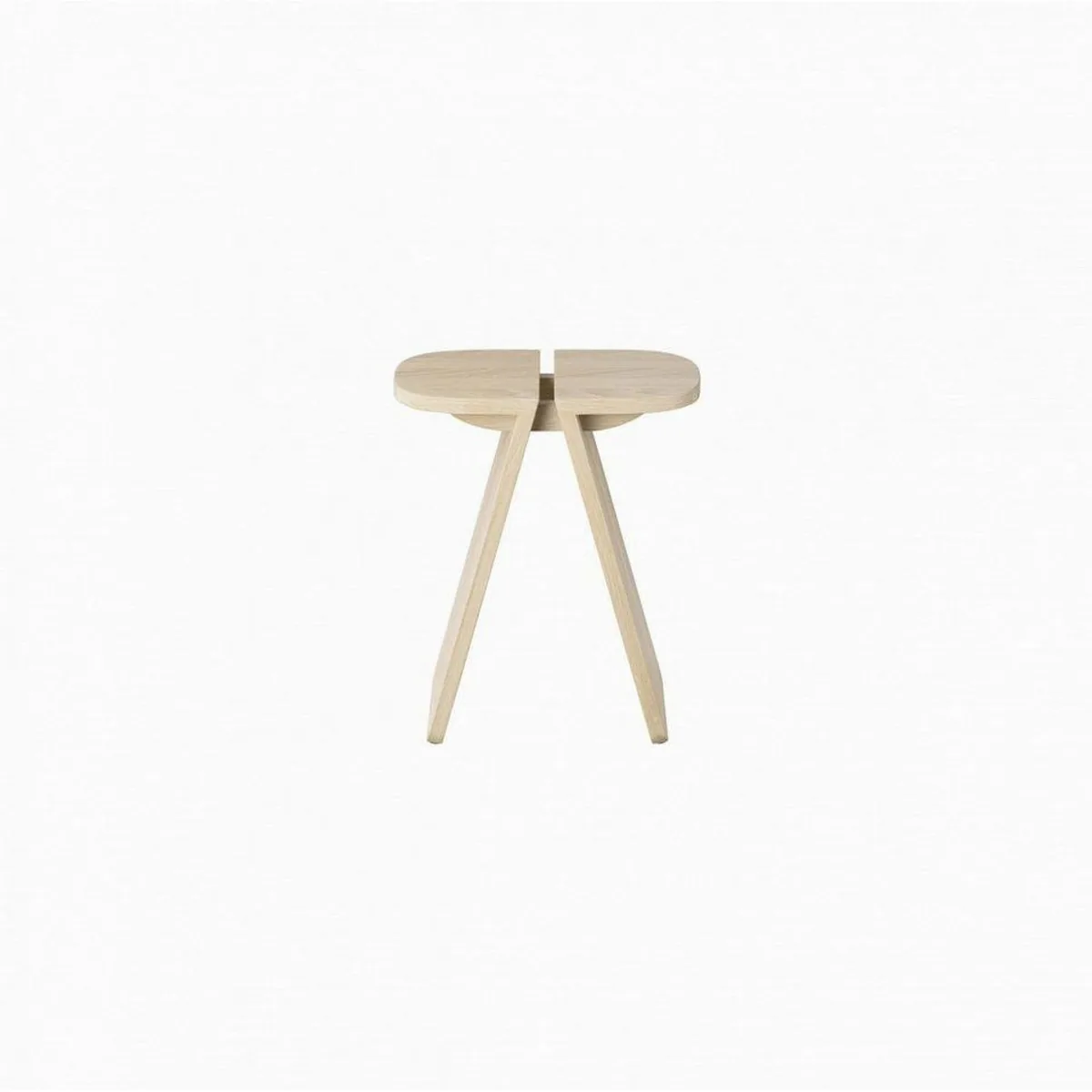 blomus AVIO Hocker, elegantes Design, Eichenholz, kompakt und vielseitig