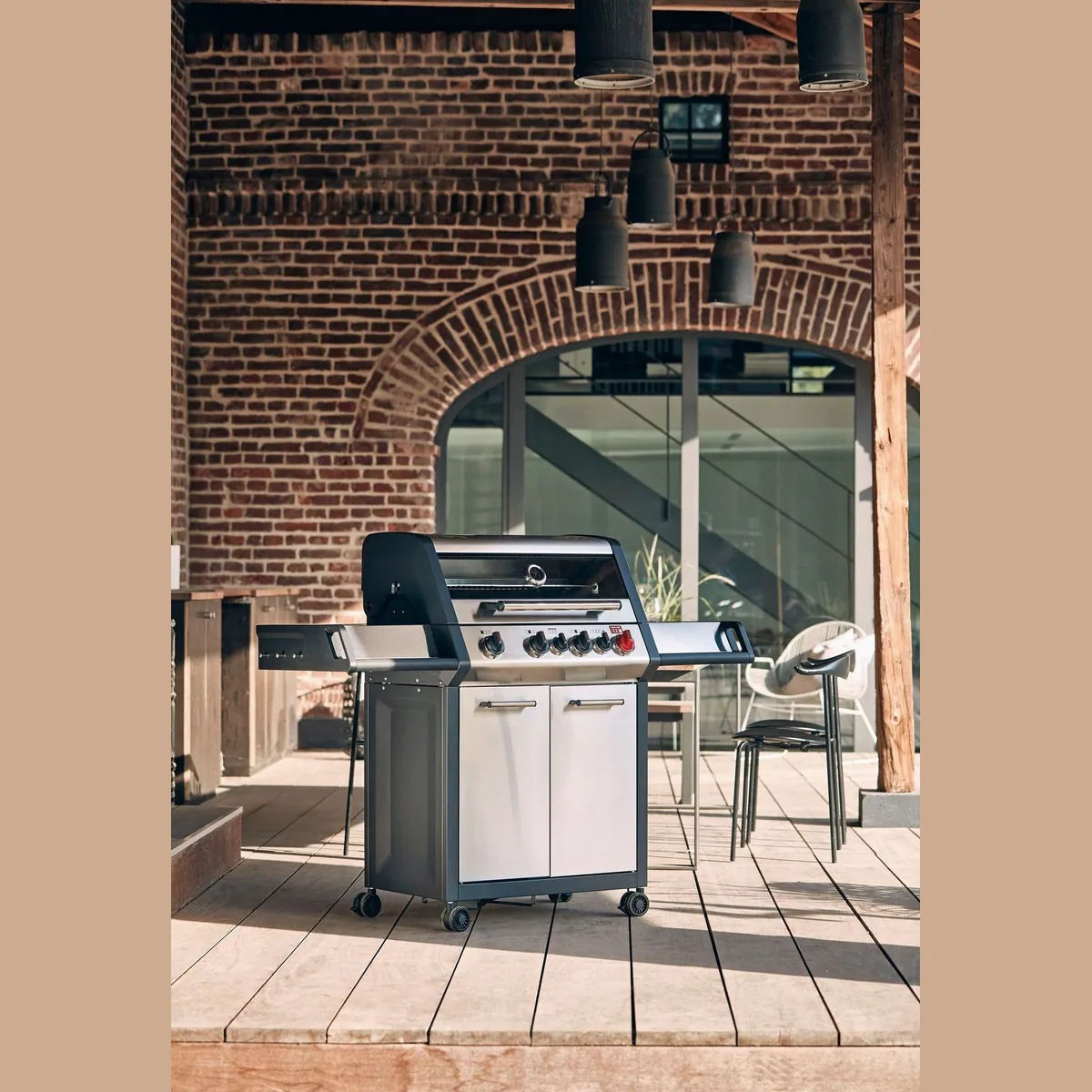 Enders Gasgrill Monroe Pro 4 SIK Turbo, vielseitig und leistungsstark 2