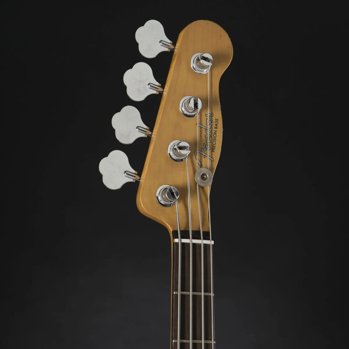 Fender Mike Dirnt Precision Bass, 4-Saiter, passive Elektronik, Koffer inklusive 4
