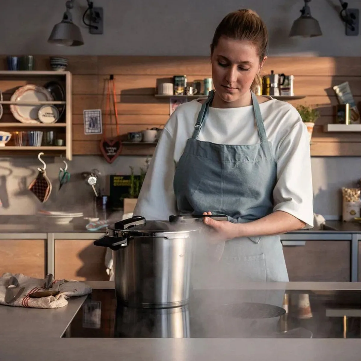 Fissler Vitaquick Premium Schnellkochtopf Set, 2 Garstufen, 70% Zeitersparnis 2