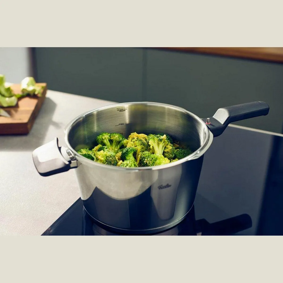 Fissler Vitaquick Elemental Schnellkochtopf, 2 Garstufen, Edelstahl 18/10 3