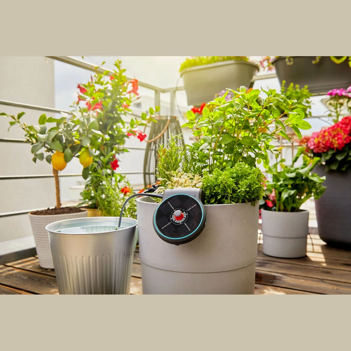 GARDENA AquaBloom Set, solarbetrieben, bewässert bis zu 20 Pflanzen 5
