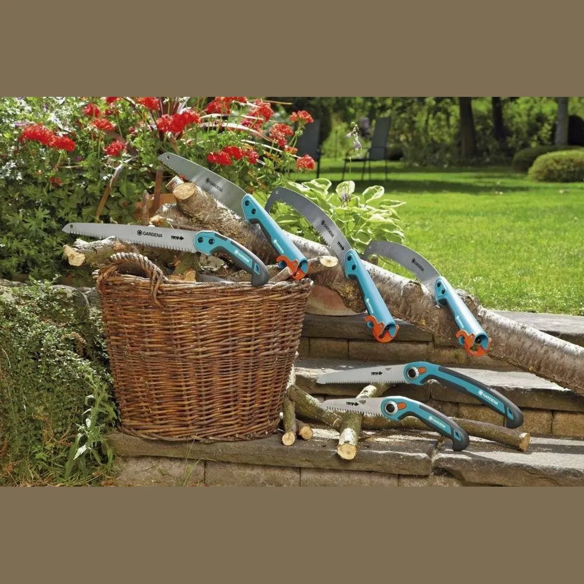 Gardena Klappsäge 200 P, 20 cm Sägeblatt, präzisionsgeschliffene Zähne 2
