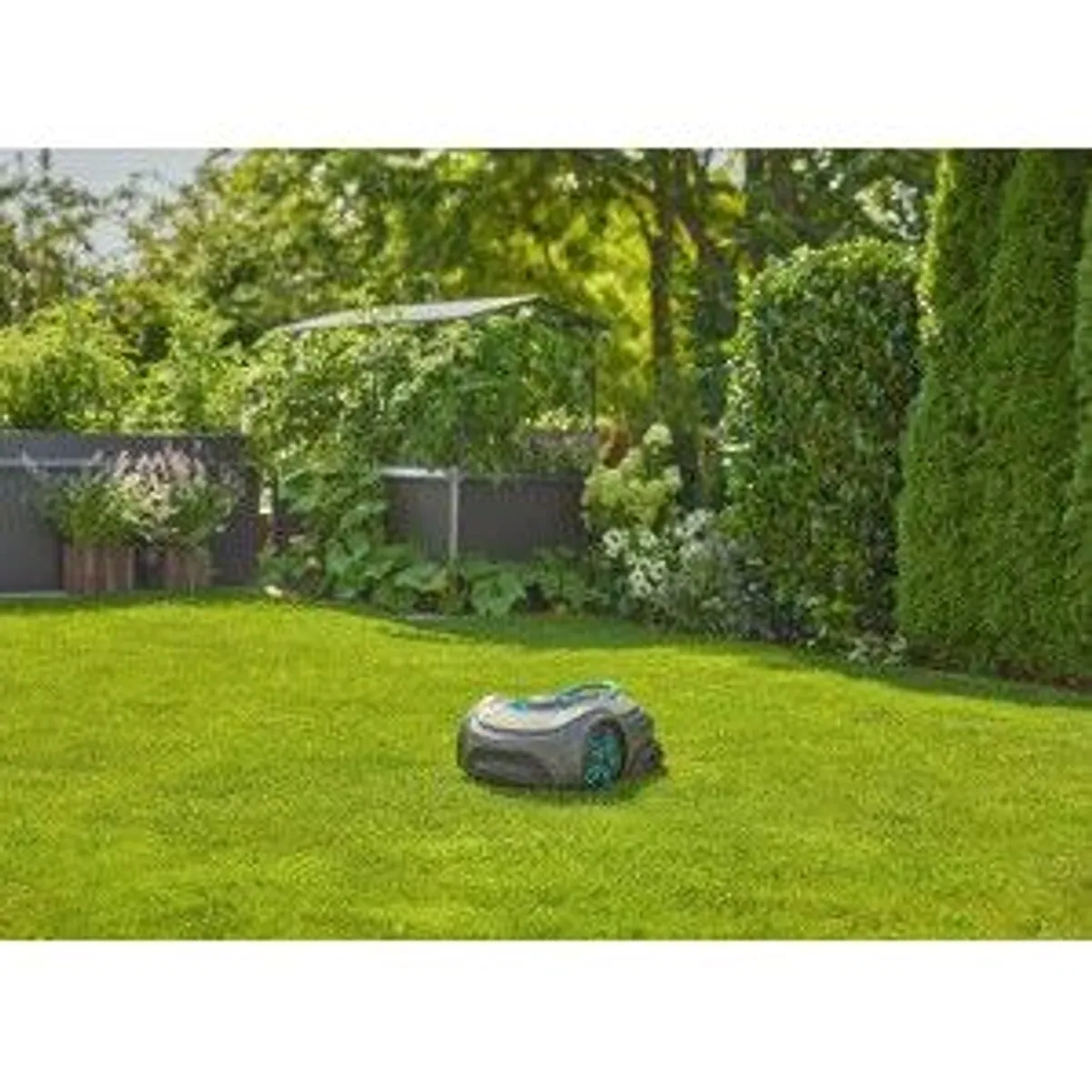 Gardena Mähroboter SILENO free Set, für Flächen bis 1200 m², kabellos und smart