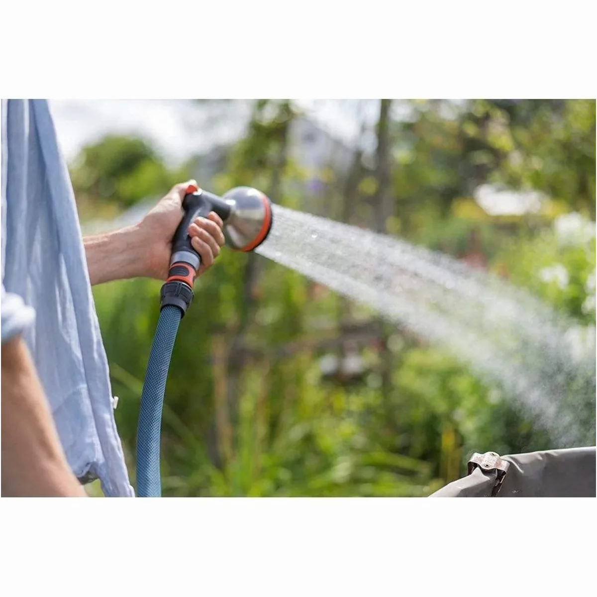 GARDENA Liano Xtreme Gartenschlauch Set 25m, UV- und frostbeständig, leicht und flexibel 2