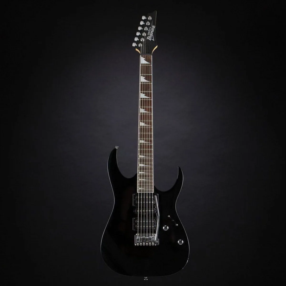 Ibanez Gio GRG170DX-BKN E-Gitarre, vielseitig, komfortabel, klangstark 2