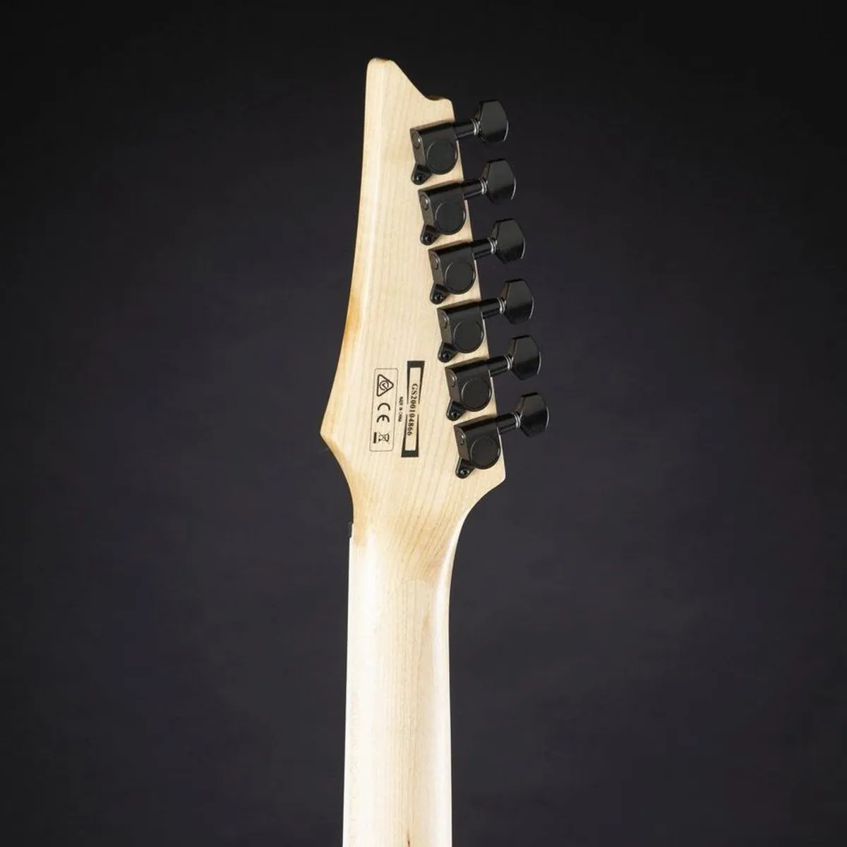Ibanez Gio GRG121DX-WNF E-Gitarre, Okoumé-Korpus, Humbucker-Tonabnehmer 4