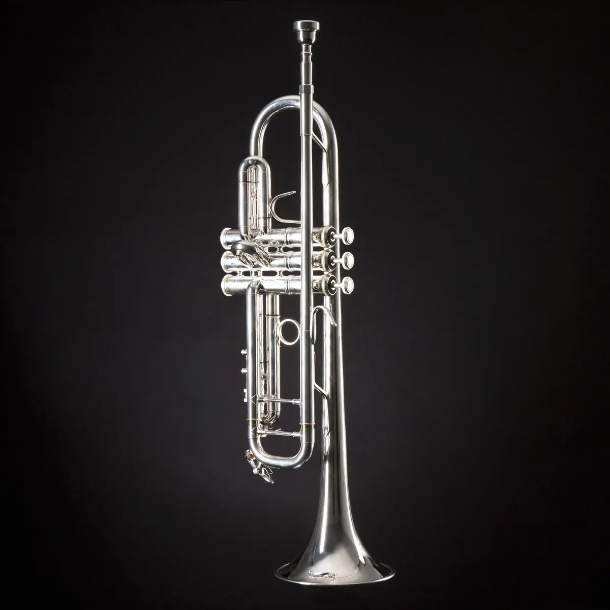 Monzani MZTR-355 Bb Trompete, offener Klang, langlebige Versilberung, inklusive Koffer 3