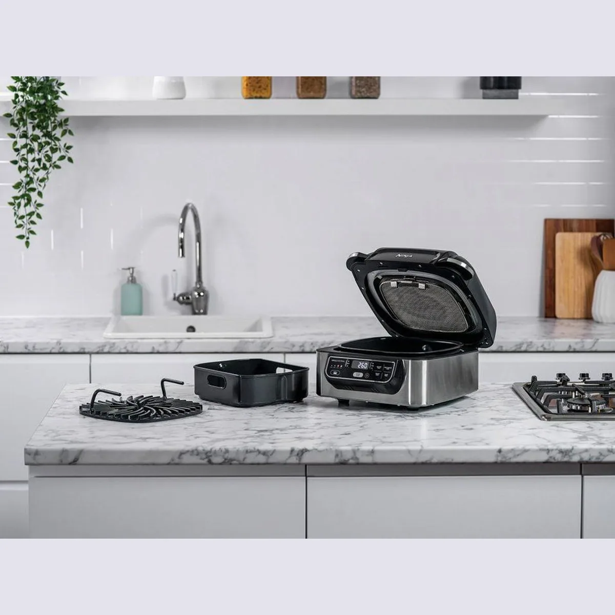 NINJA Heißluftfritteuse und Grill AG301EU, 1760 W, 5,8 L Volumen, vielseitig einsetzbar 5