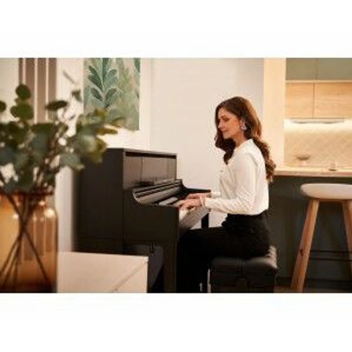Roland LX-5-DR Digitalpiano, hochwertige Klangqualität, intuitive Bedienung, stilvolles Design 4