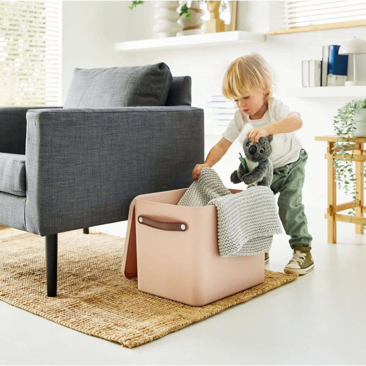 ROTHO MALOJA Aufbewahrungsbox, 27 l, ergonomische Griffe, 98% recycelter Kunststoff 2