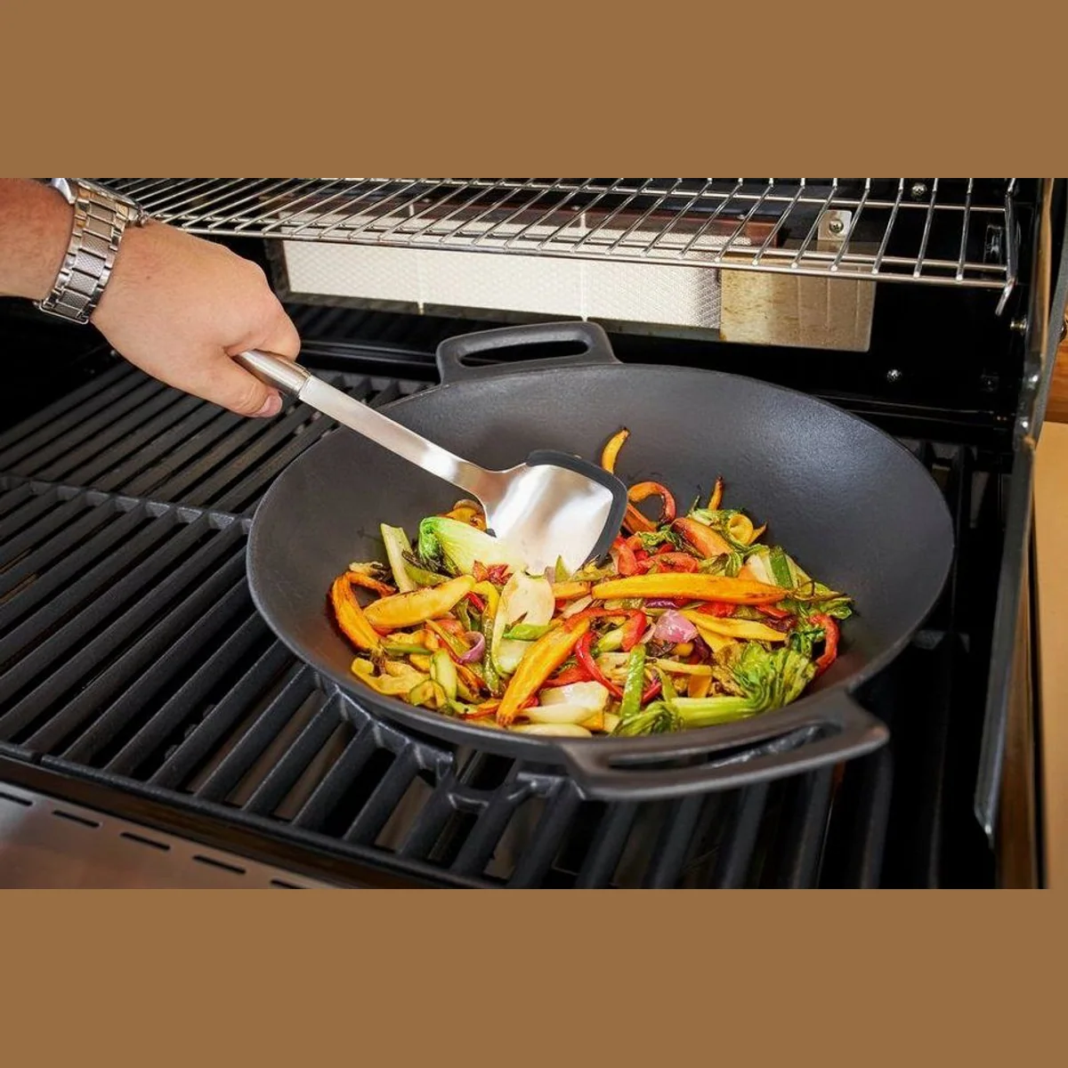 RÖSLE VARIO Wok, emailliertes Gusseisen, für Herd und Grill, hohe Wärmespeicherung 2