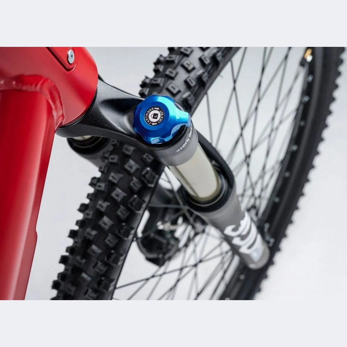 S’COOL e-troX race 24-9S, leistungsstarker Heckmotor, Shimano Alivio 9-Gang, robuste Bauweise 4