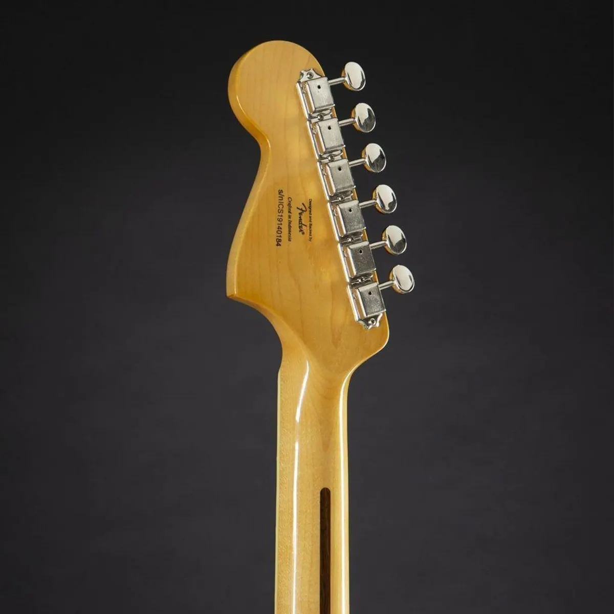 Squier Classic Vibe Bass VI Black, 6-Saiter, vielseitige Klangmöglichkeiten 4