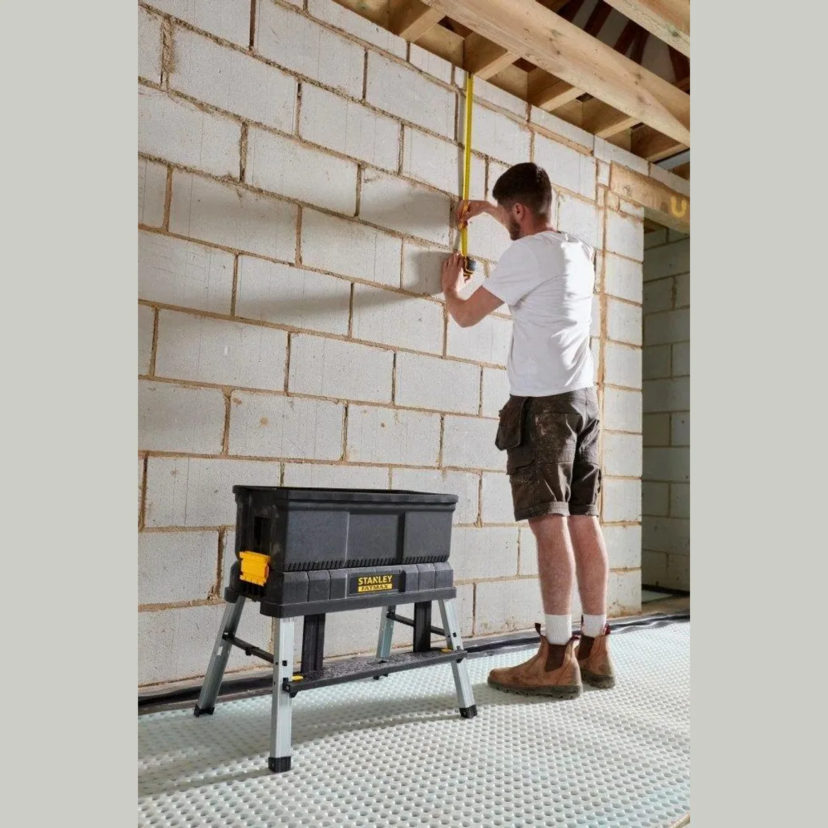 STANLEY 3-in-1 Werkzeugbox, robuste Konstruktion, ergonomischer Tragegriff 3