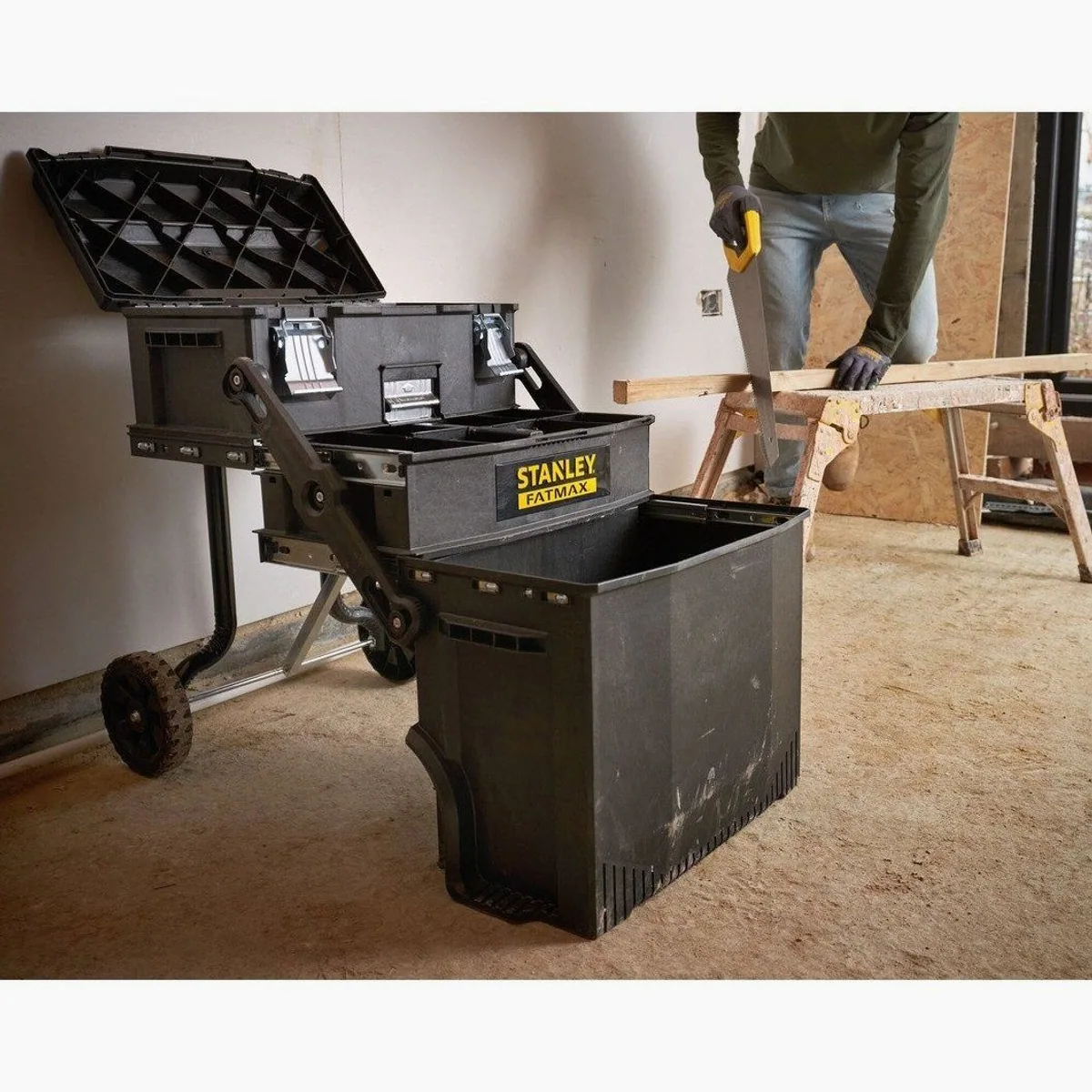 STANLEY Rolling Workshop, mobiler Transport, 85,7 l Volumen 3