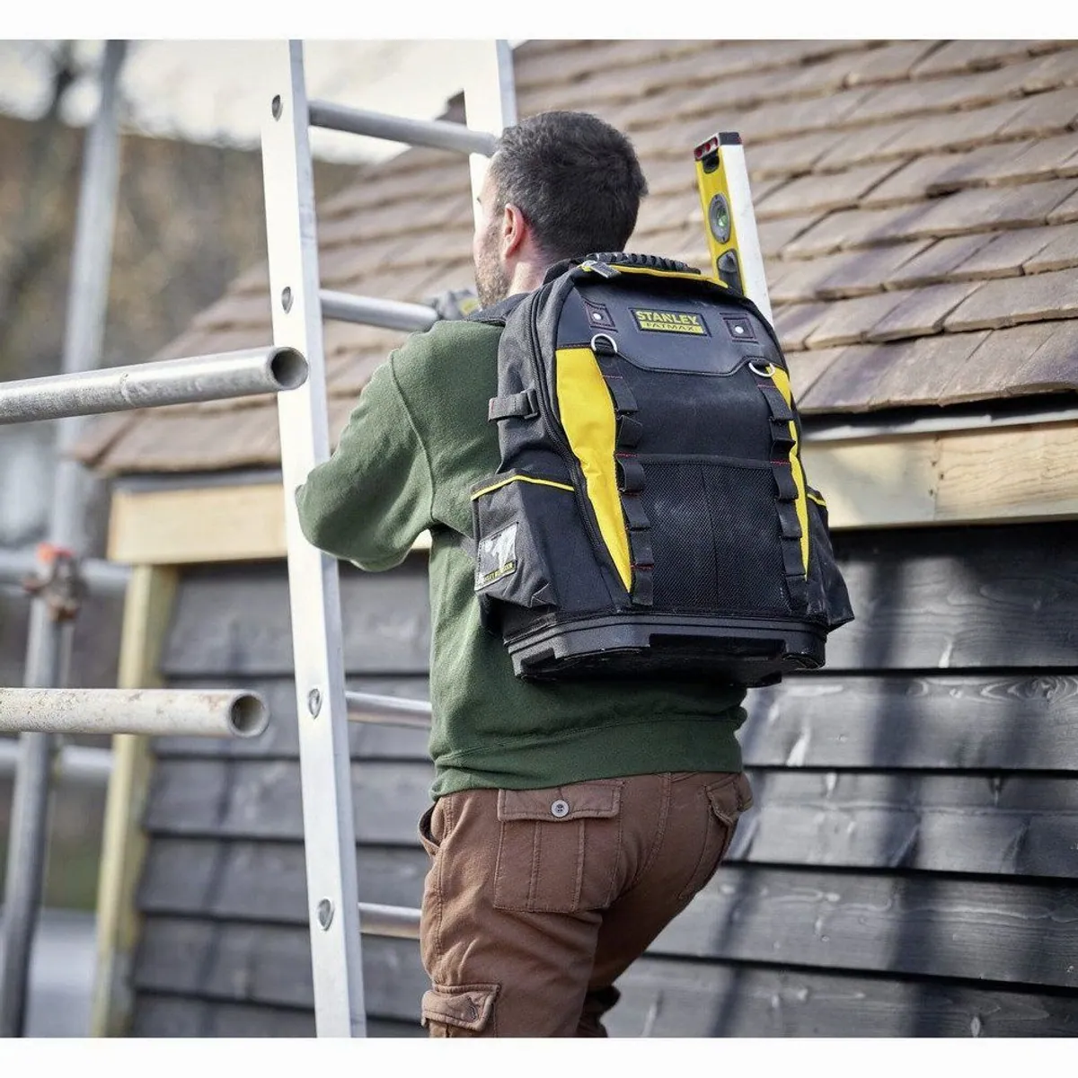 STANLEY FatMax Werkzeugrucksack, robuster Transport für Werkzeuge und Laptop 4