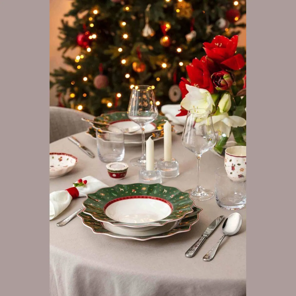 Villeroy & Boch Toy's Delight Tafelservice, 12-teilig, elegantes Porzellan-Set für 6 Personen 2