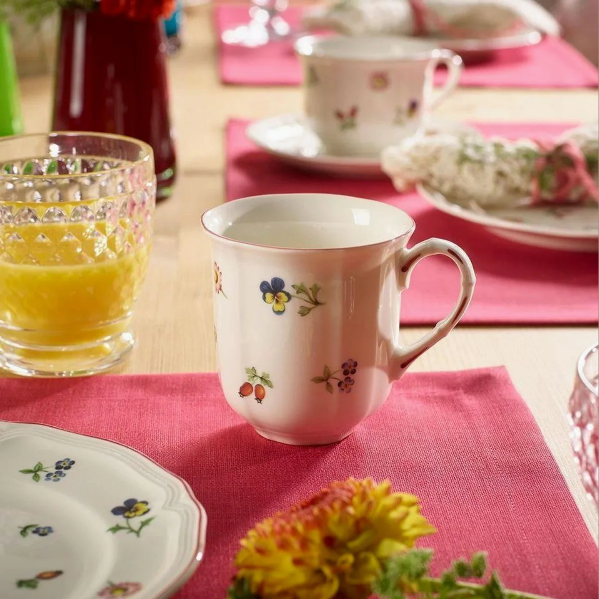 Villeroy & Boch Frühstücks-Geschirrset Petite Fleur, 18-teilig, für 6 Personen 2