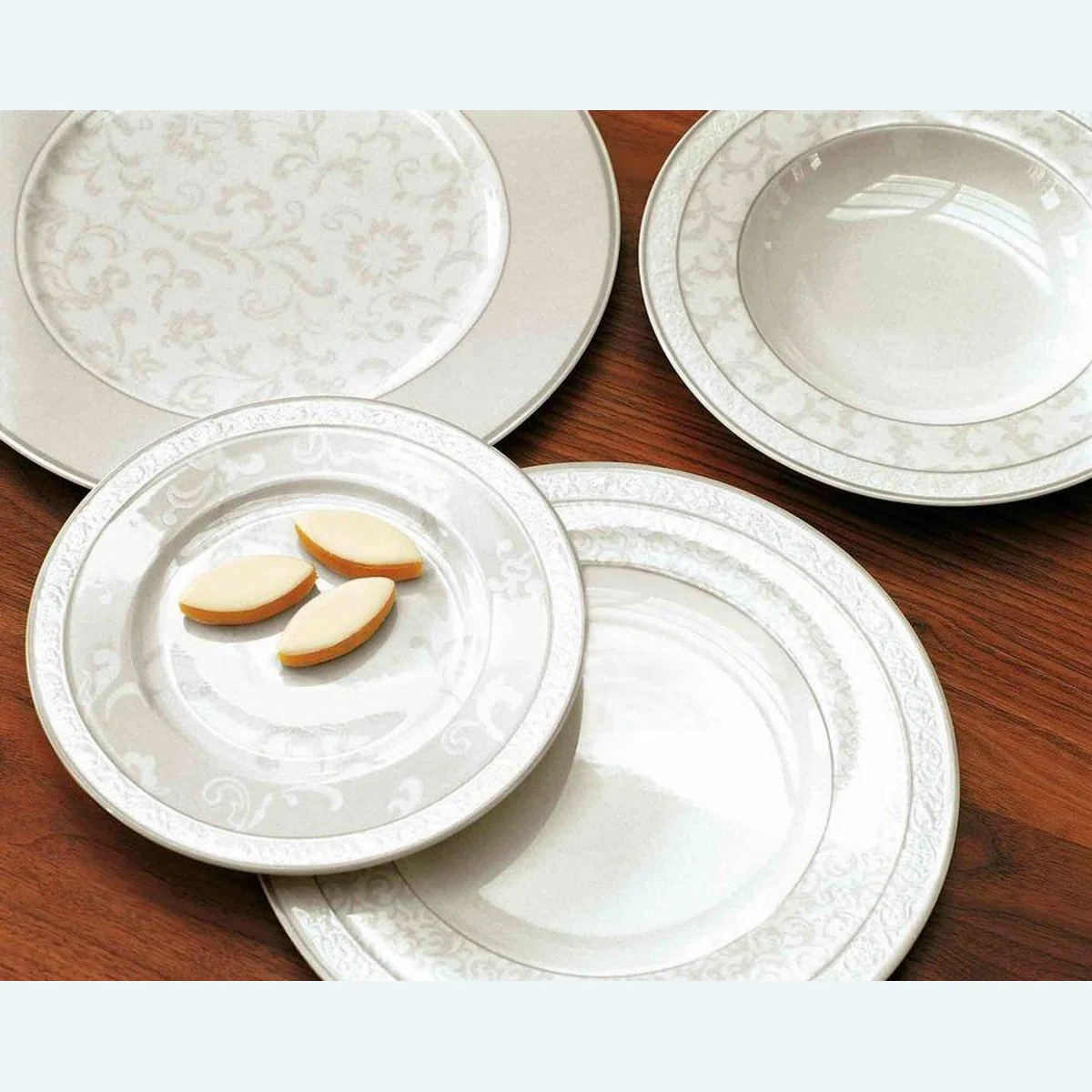 Villeroy & Boch Gray Pearl Tafelservice, elegantes Design, 12-teilig für 6 Personen 2