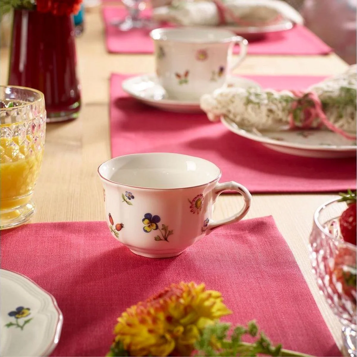 Villeroy & Boch Teeservice Petite Fleur, romantisches Design, spülmaschinenfest 3