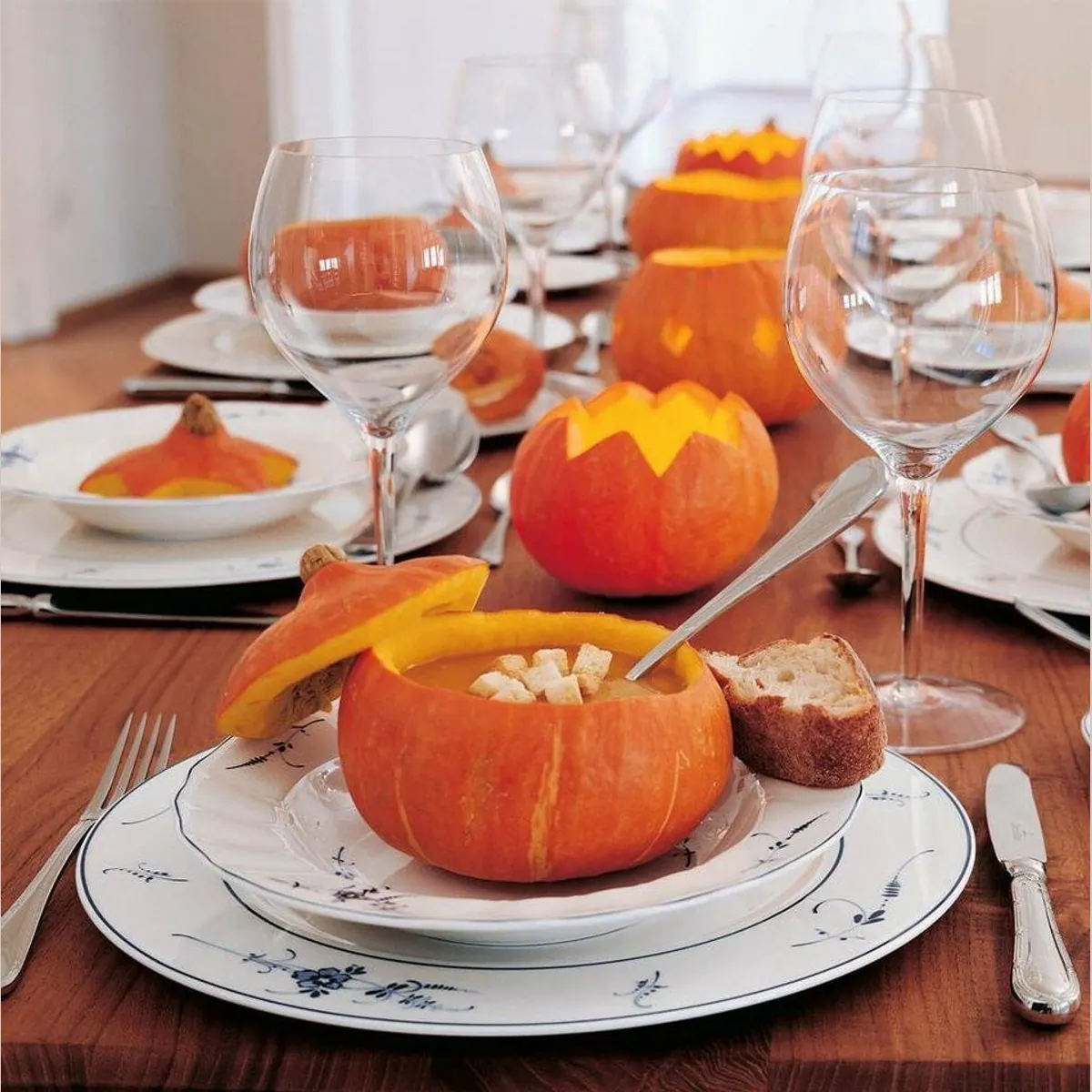 Villeroy & Boch Vieux Luxembourg Teller-Set, 18-teilig für 6 Personen, hochwertiges Porzellan 2