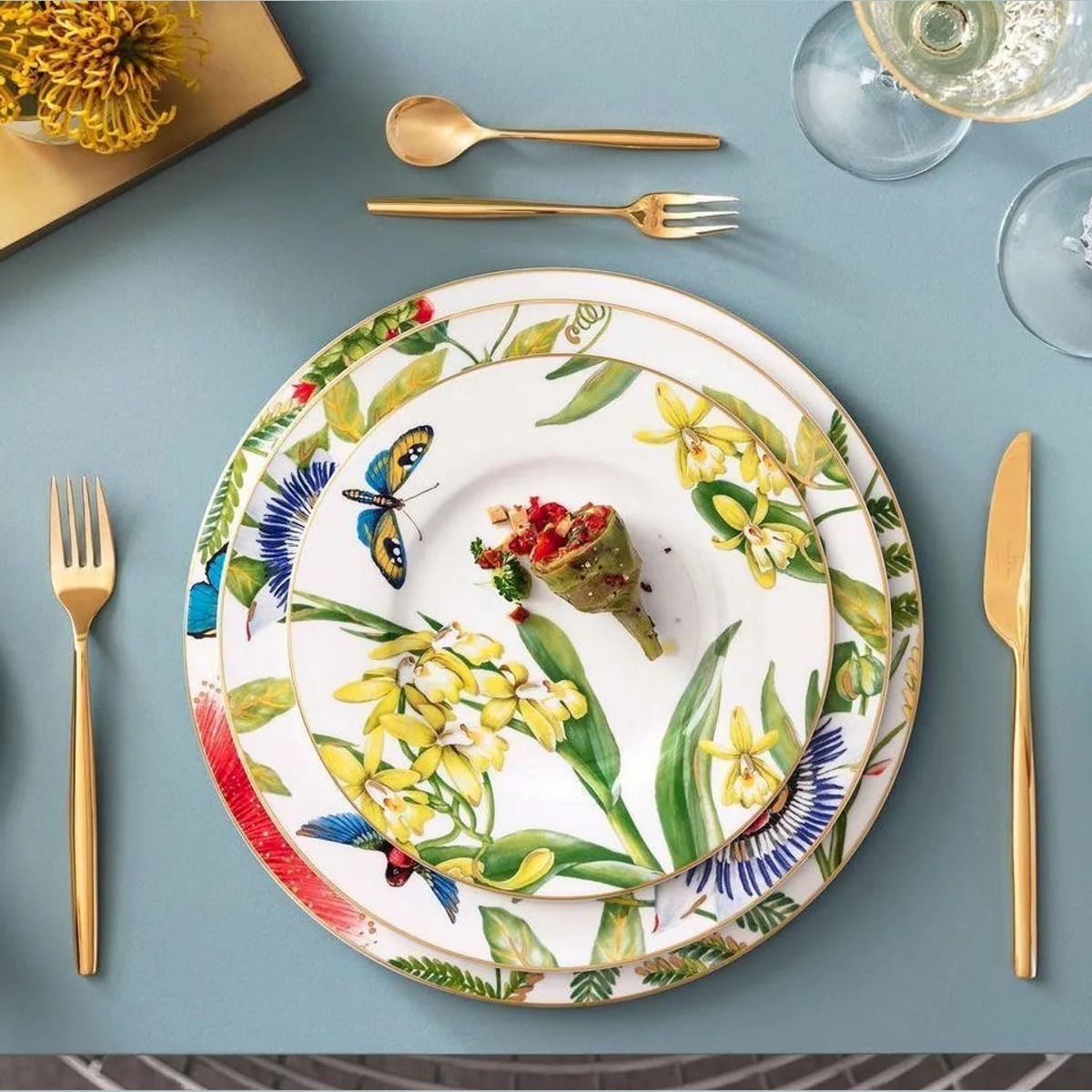 Villeroy & Boch Amazonia Frühstücks-Set, 18-teilig, farbenfrohes Design für 6 Personen 4