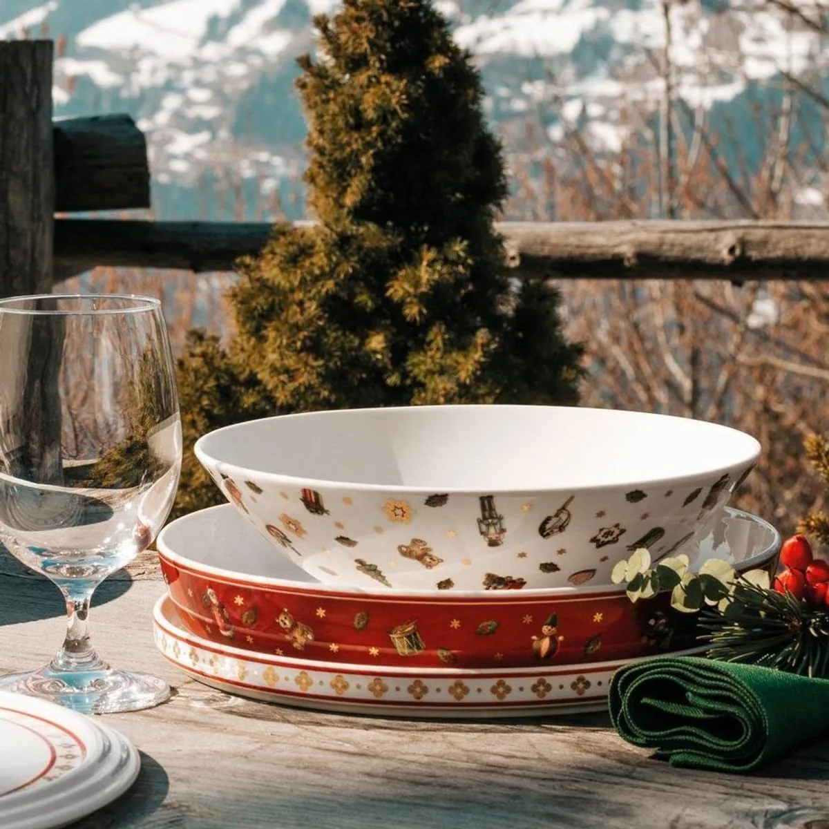 Villeroy & Boch Toy's Delight La Boule, 7-teilig, nostalgisches Design für 2 Personen 5