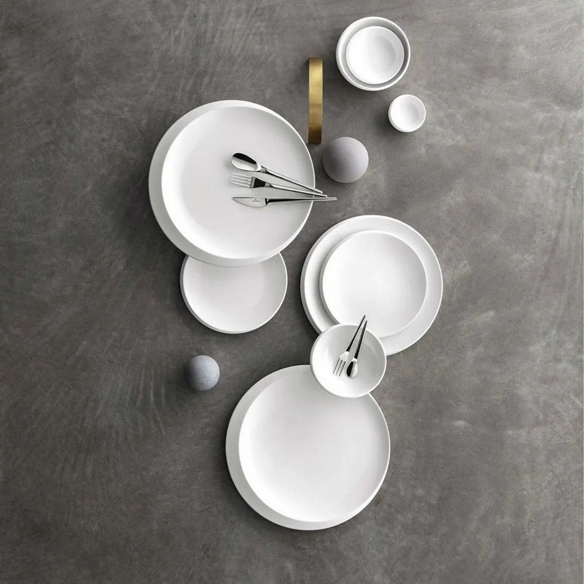 Villeroy & Boch NewMoon Geschirr-Set, 9-teilig, für 2 Personen, Porzellan-Qualität 2