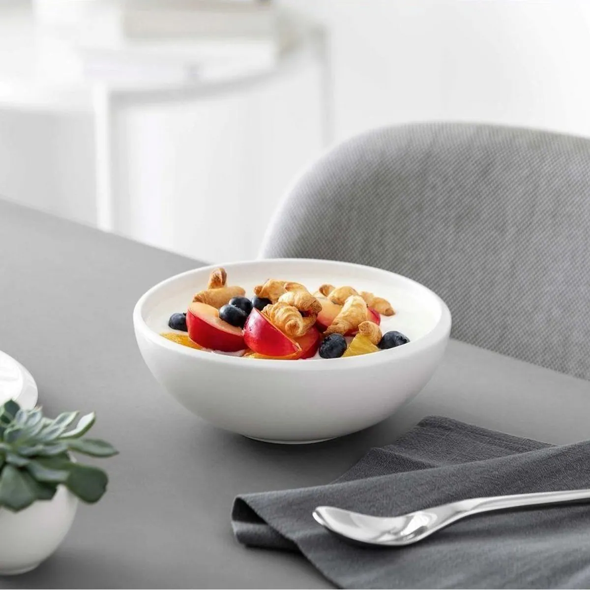 Villeroy & Boch NewMoon Geschirr-Set, 9-teilig, für 2 Personen, Porzellan-Qualität 4
