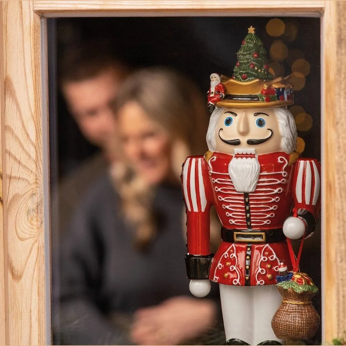 Villeroy Dekofigur Christmas Toys Nussknacker, nostalgisches Design, vielseitig kombinierbar 4