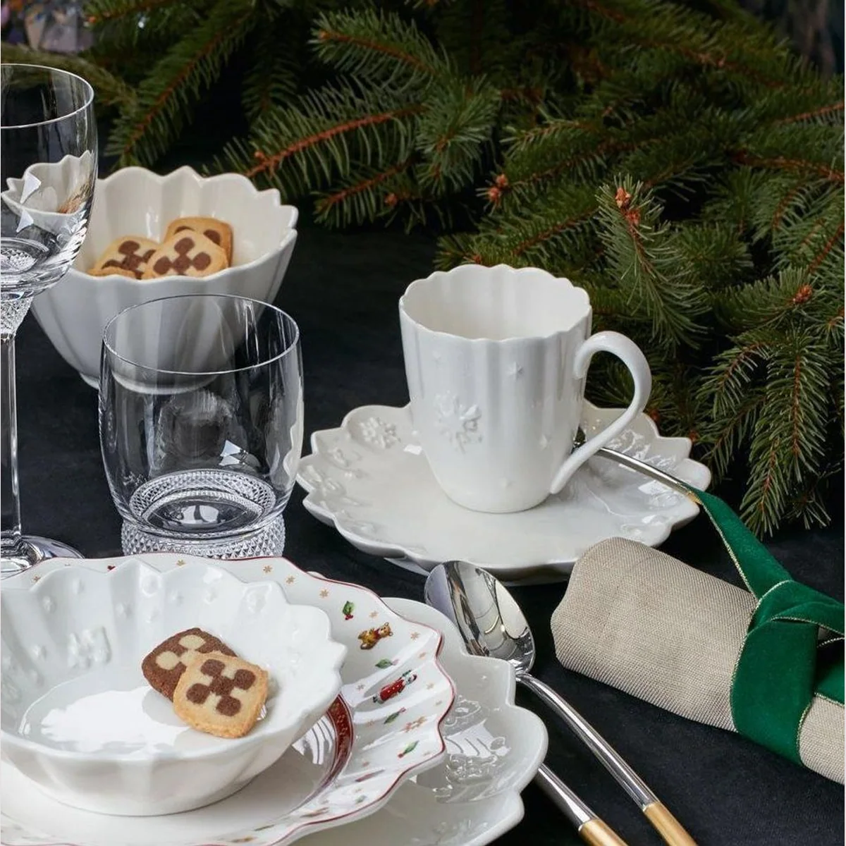Villeroy & Boch Toy's Delight Royal Classic Kaffeeservice, 18-tlg. für 6 Personen 3