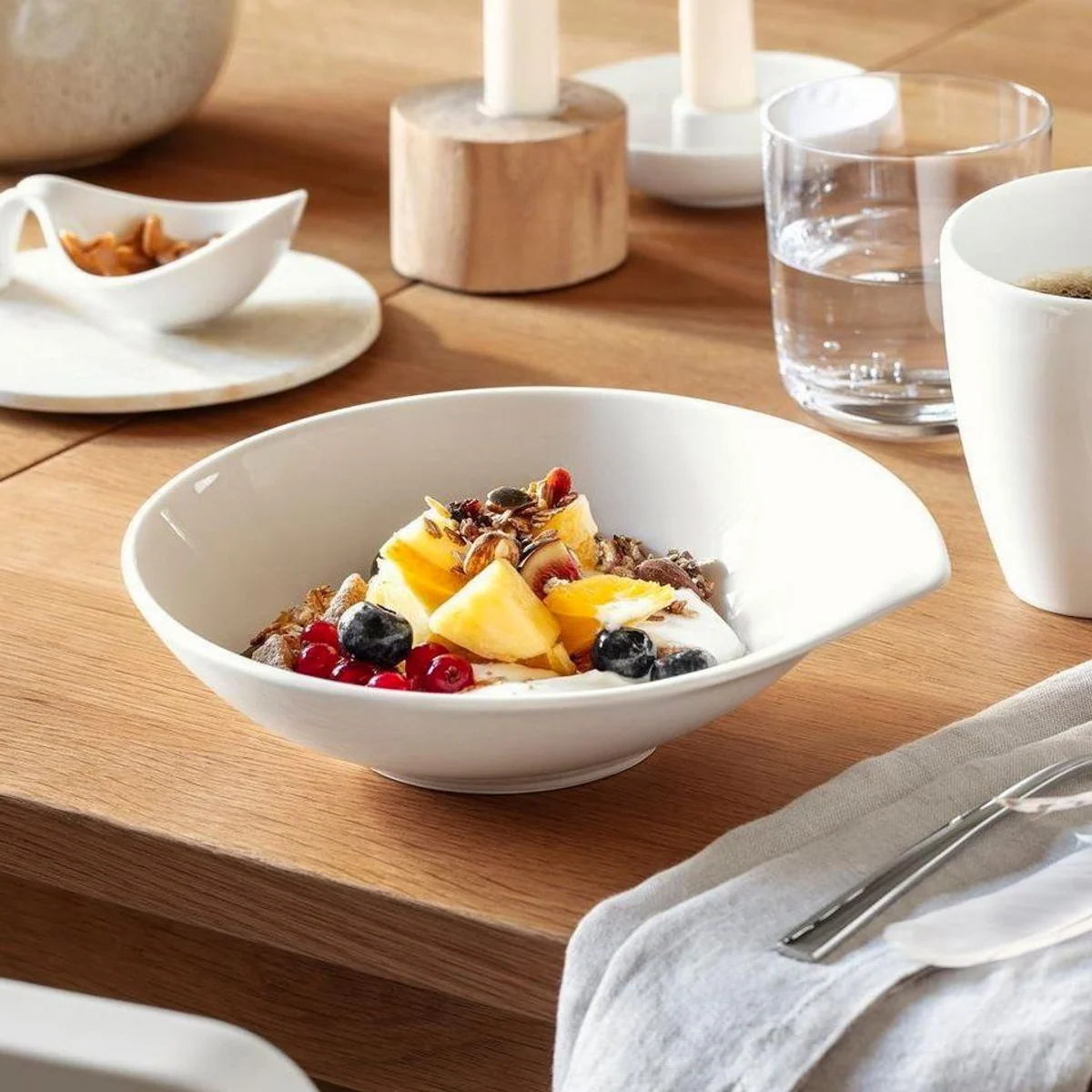 Villeroy & Boch Flow Tafelservice 12-tlg., zeitloses Design, spülmaschinenfest, mikrowellensicher 2