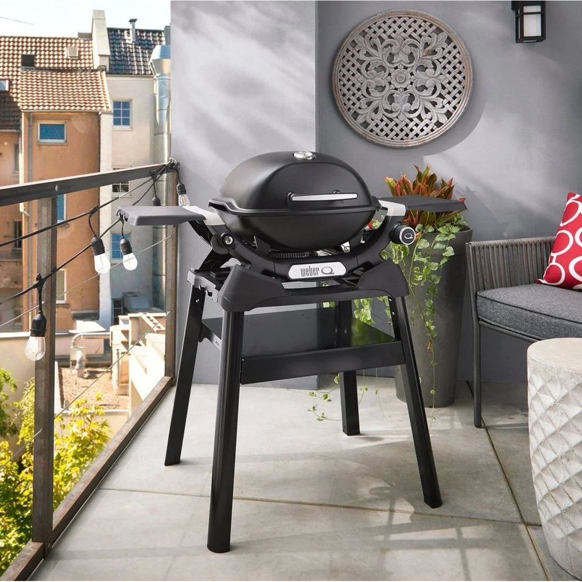 Weber Q1200N Gasgrill, präzise Temperaturkontrolle, abnehmbare Seitentische, stabiler Stand 4