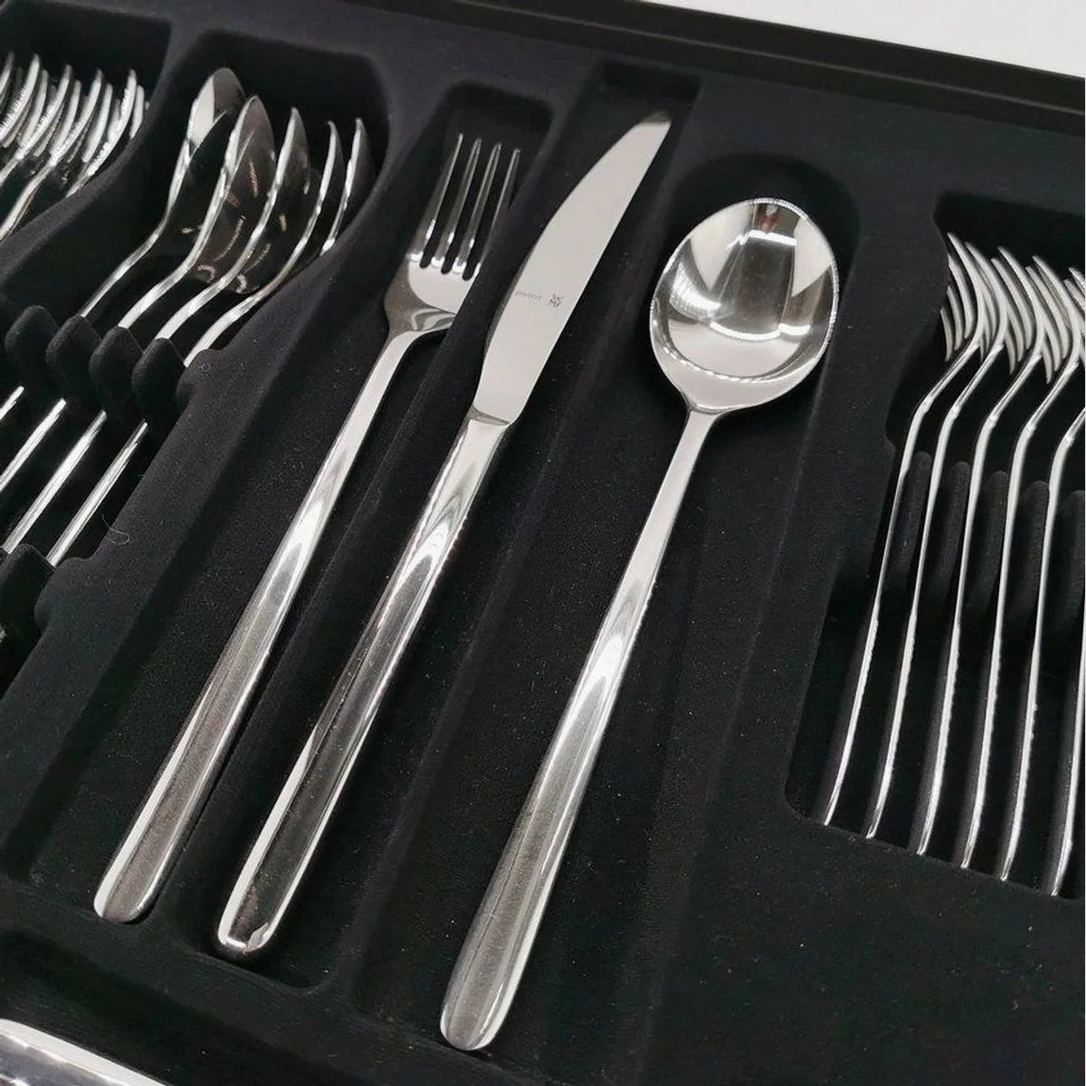 WMF Flame Plus Besteck-Set, 66-teilig, Cromargan protect, Edelstahl 3