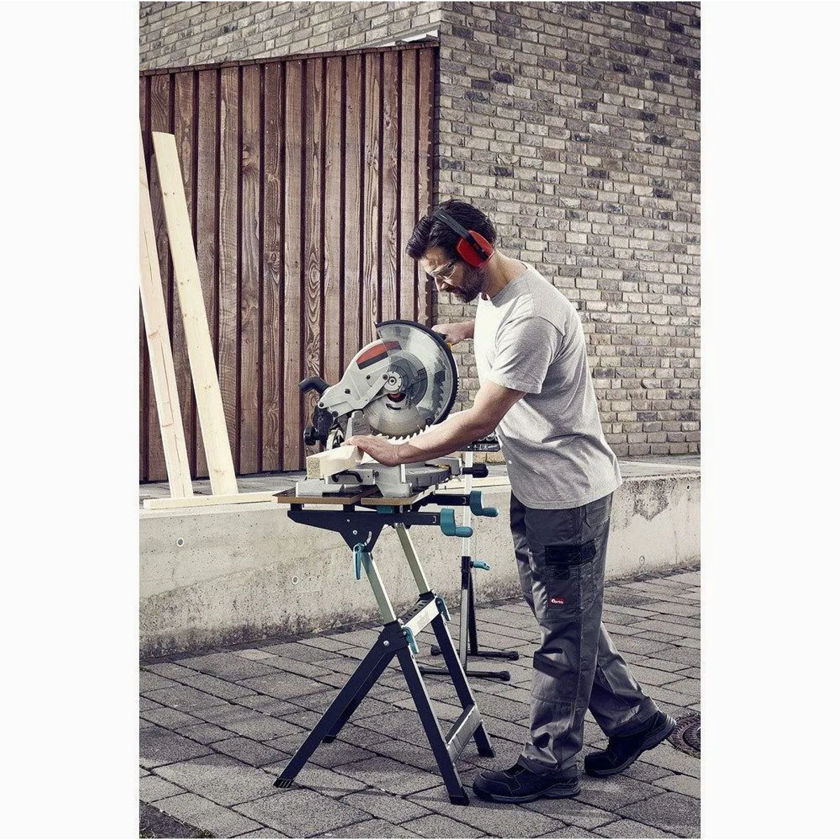 Wolfcraft MASTER 750 ERGO Arbeitstisch, höhenverstellbar, stabil und vielseitig 4