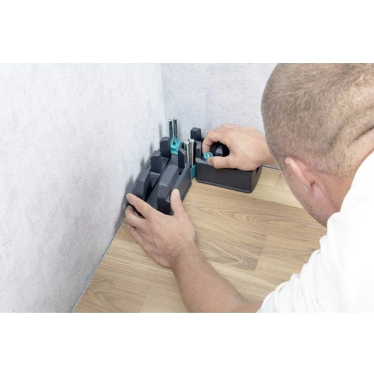 Wolfcraft Handsäge Schmiege und Schneidlade, 2-in-1-Funktion, exakte Gehrungen 4