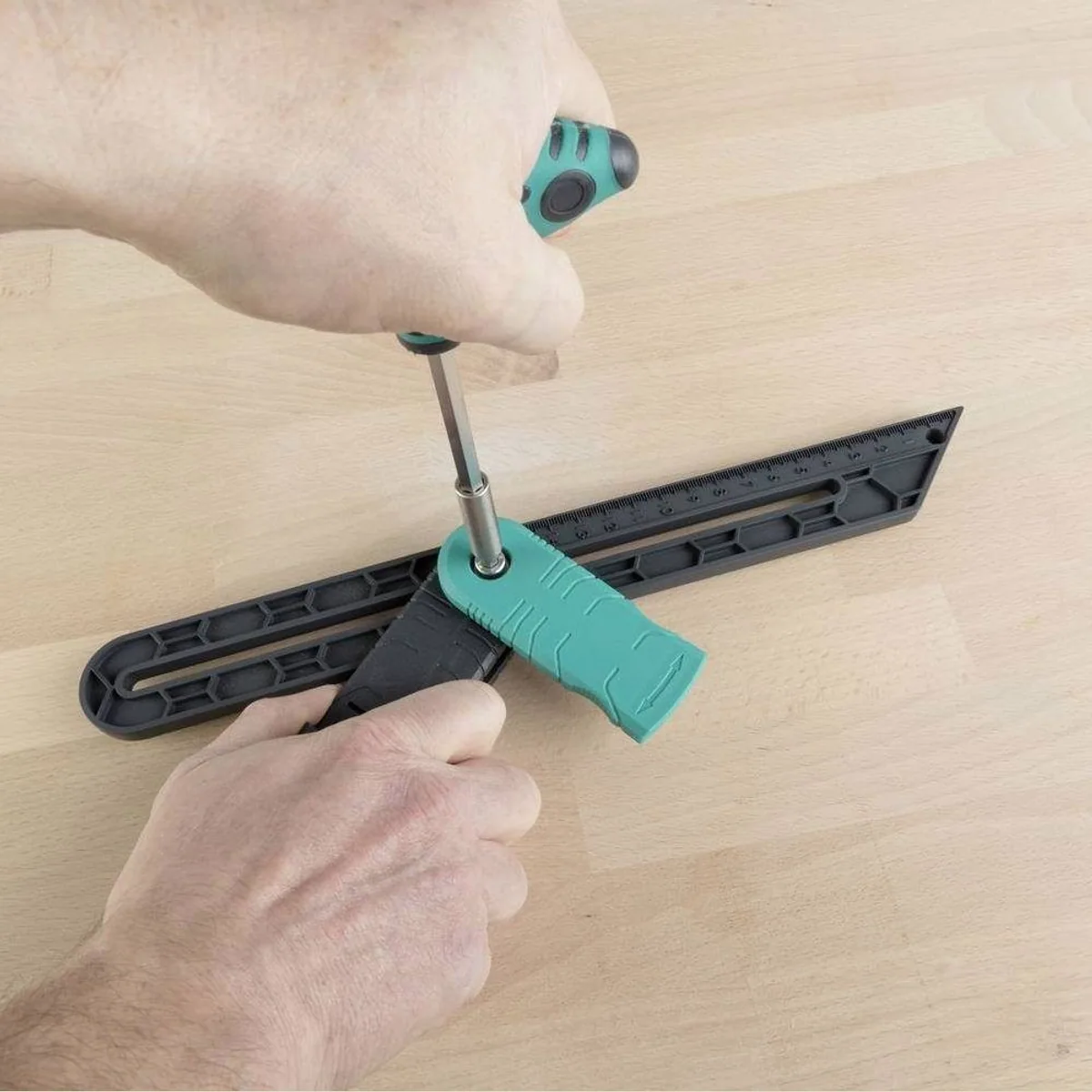 Wolfcraft Winkelmesser Winkelschmiege, präzise Winkelübertragung, handliche Bedienung 3