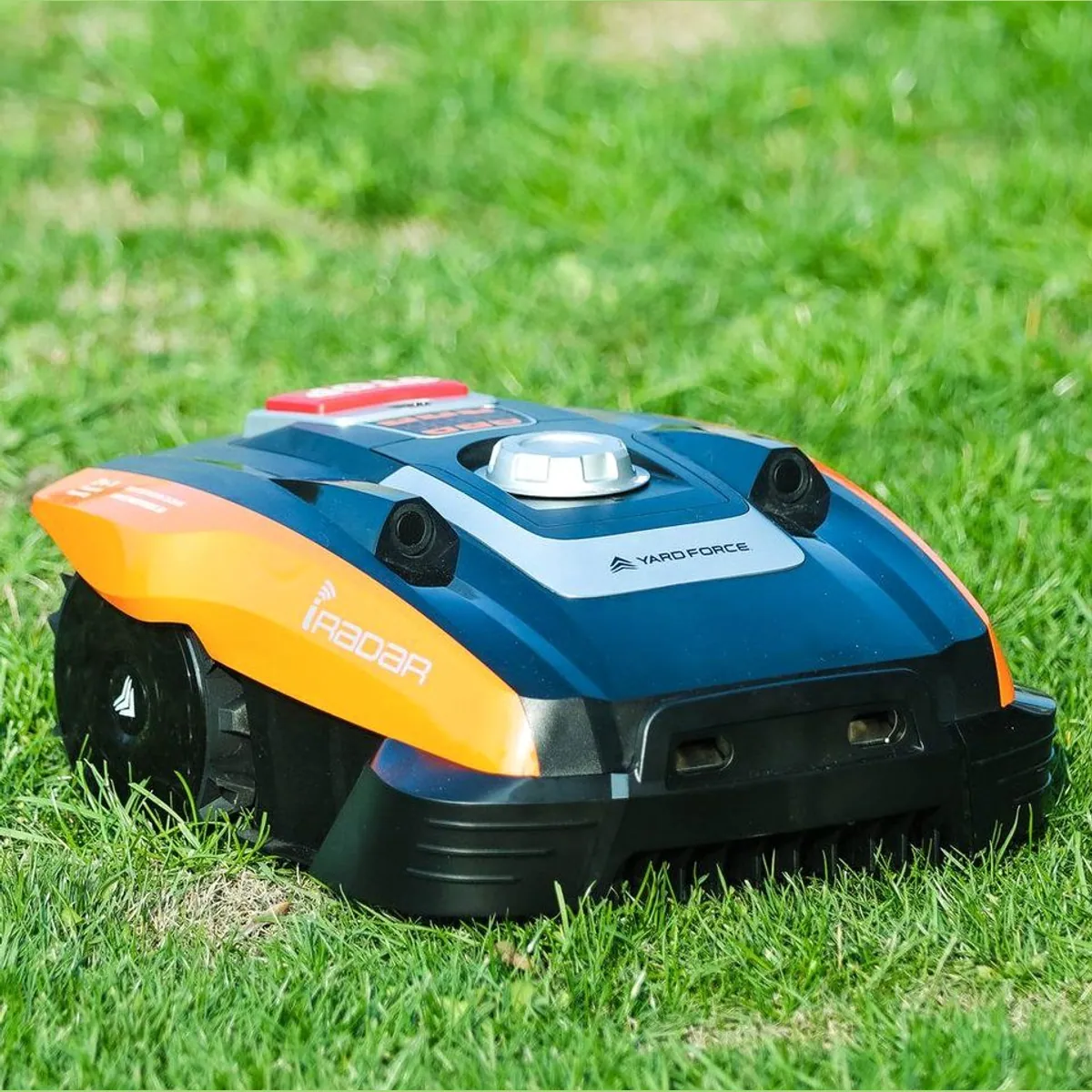 Yardforce COMPACT 400RiS Rasenmähroboter, magnetdrahtgesteuert, für Flächen bis 400 m² 3