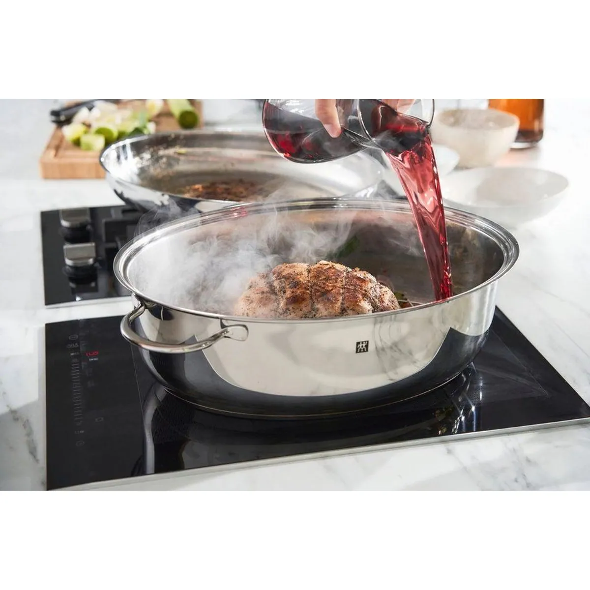 Zwilling Bräter Plus, Edelstahl 18/10, Induktionsgeeignet, robust und langlebig 4