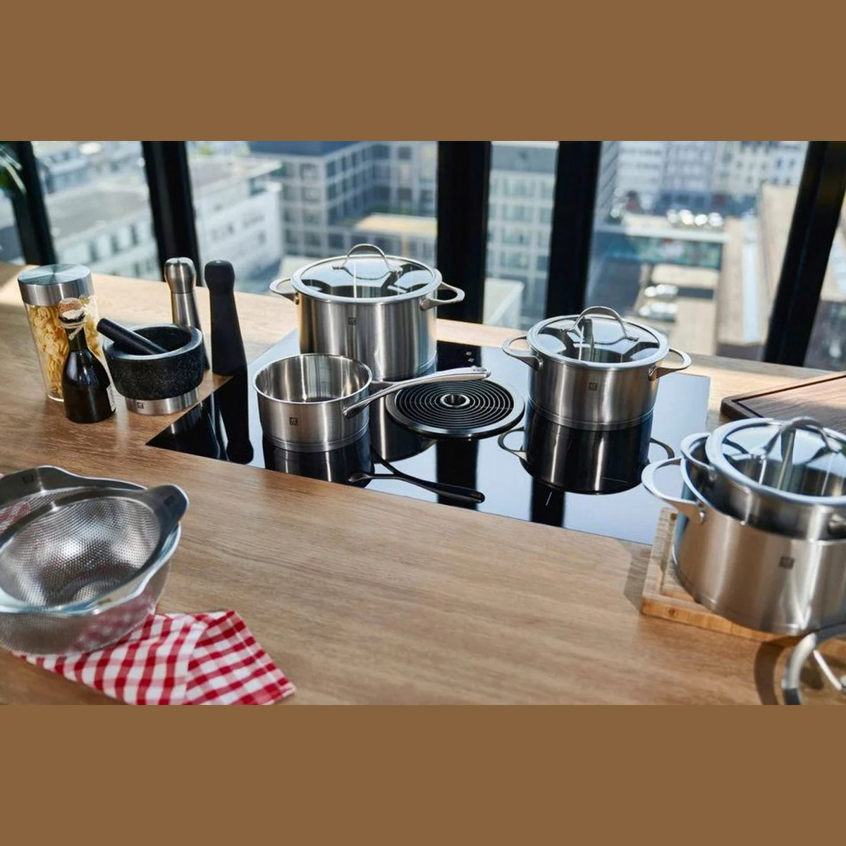 Zwilling Topf-Set Essence, 9-teilig, optimal für jede Kochsituation 2