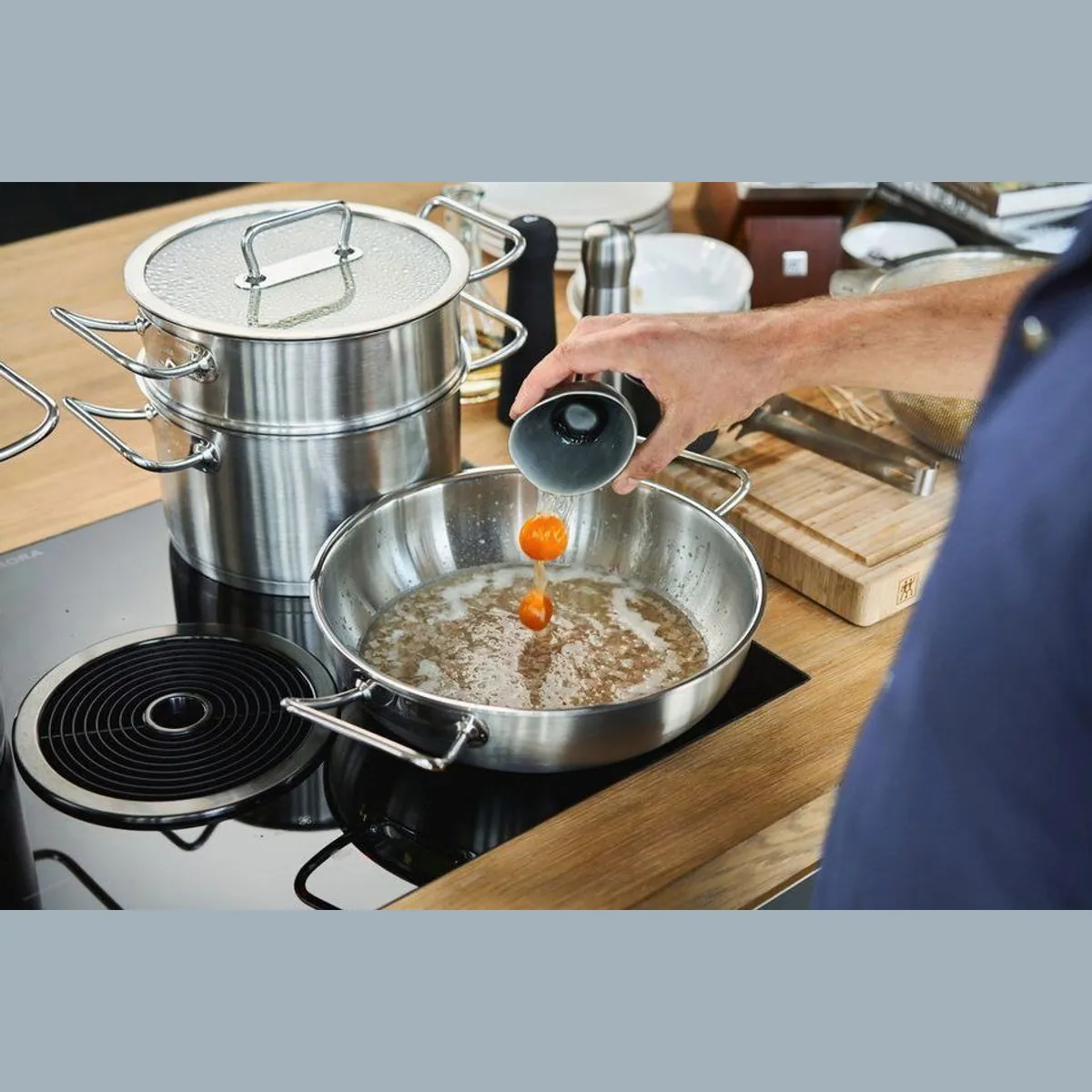Zwilling Wok Pro, Edelstahl 18/10, induktionsgeeignet, spülmaschinenfest 2