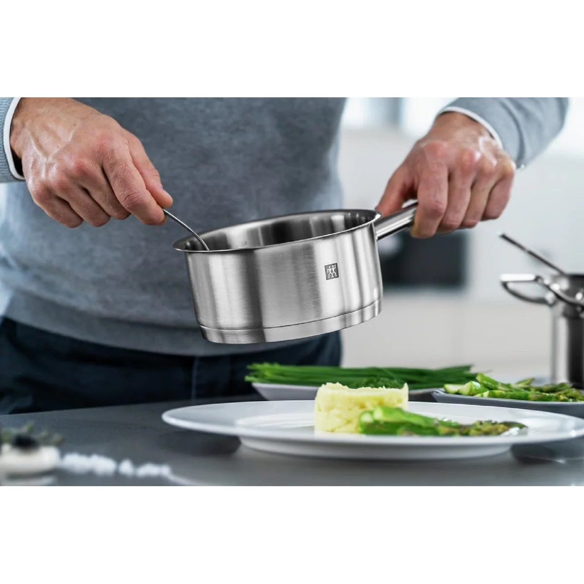 Zwilling Kochtopfset 5-teilig, Edelstahl 18/10, gleichmäßige Wärmeverteilung 4
